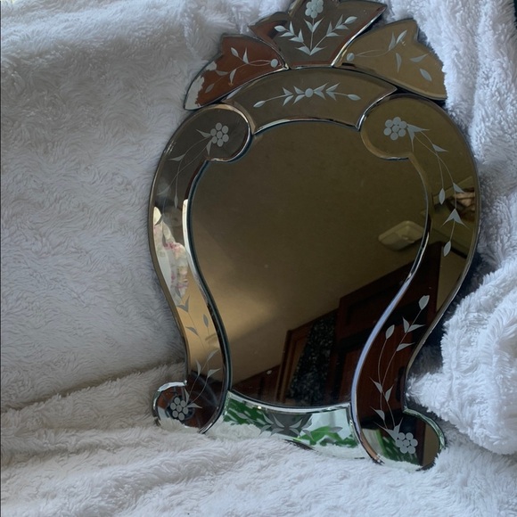 Venetian Etched Glass Mirror other a details small‎ wall decor - Picture 1 of 8